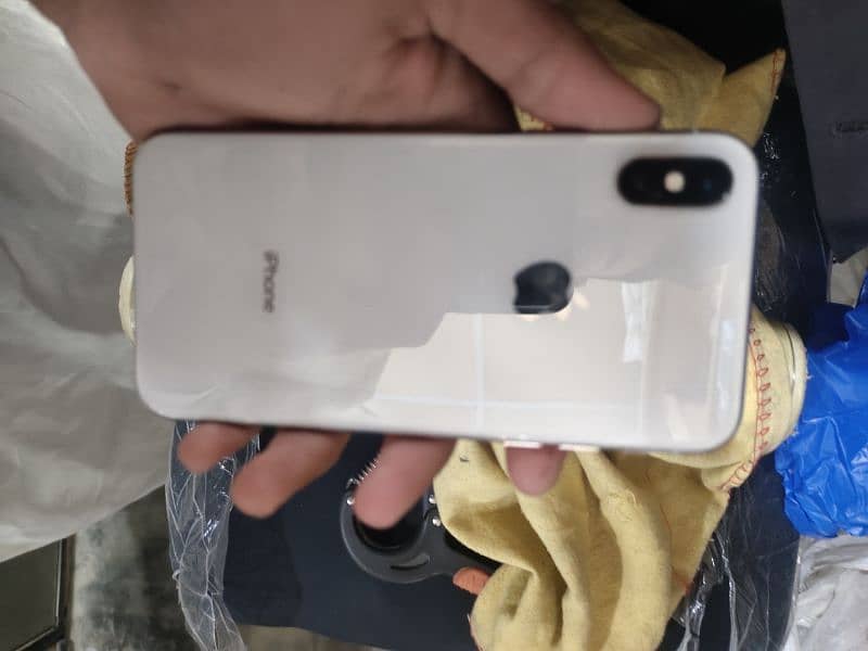 I phone x 256 gb non pta lush condition ha bettry changed 2