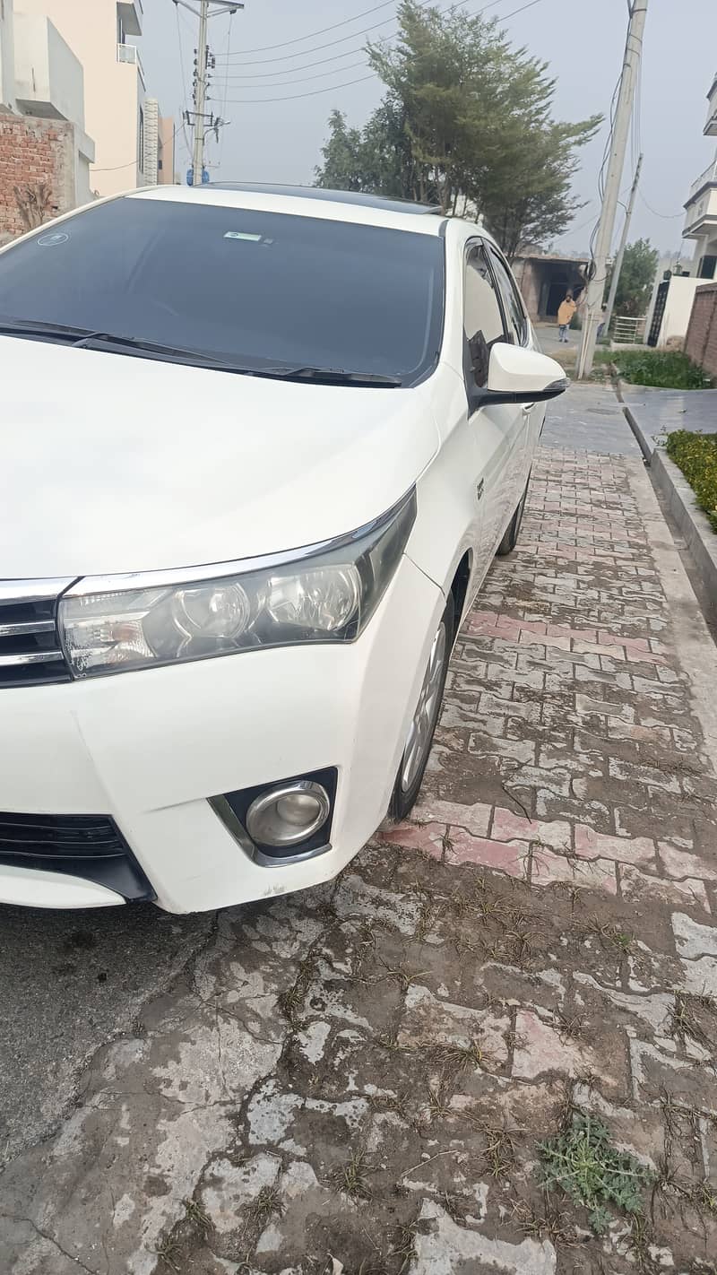 Toyota Corolla Altis 2015 5