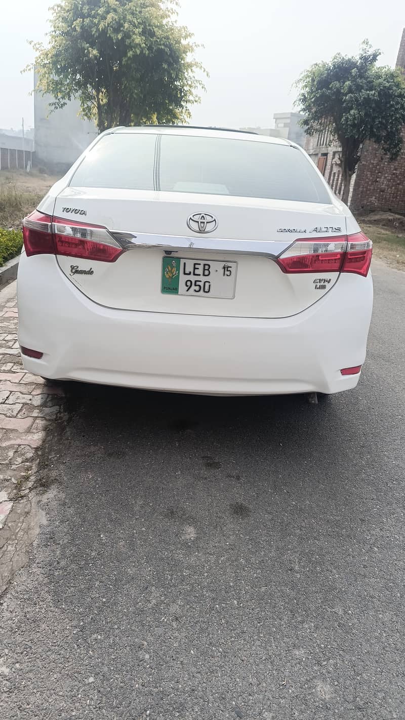 Toyota Corolla Altis 2015 6