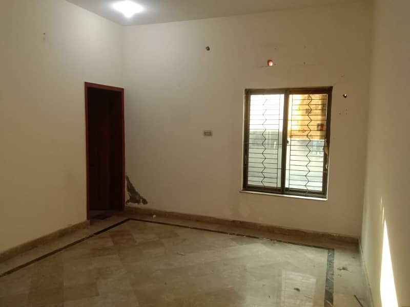 Umer block allama iqbal town 10 marla uper portion 12 lac advance for rent in prime location 14