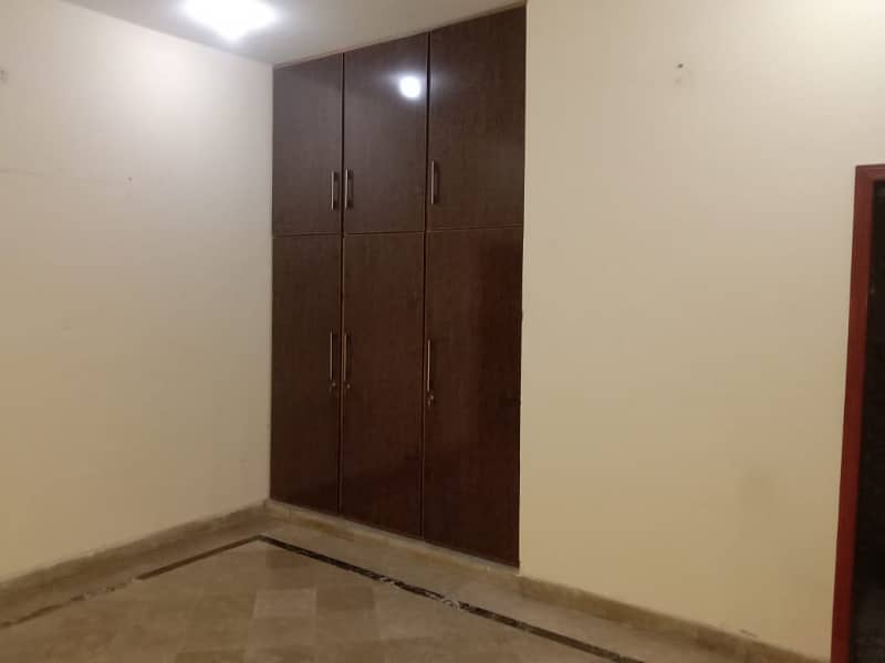 Umer block allama iqbal town 10 marla uper portion 12 lac advance for rent in prime location 15