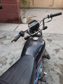 bike in very good condition 10/10 hai