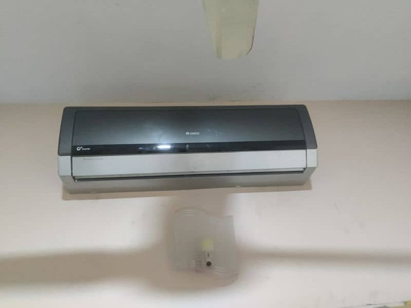 Gree 1.5 Ton DC interver Ac 0