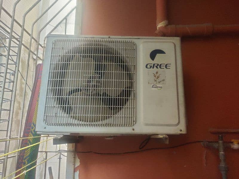 Gree 1.5 Ton DC interver Ac 1