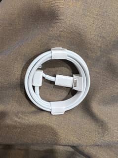 Apple box pulled lightning to c cable