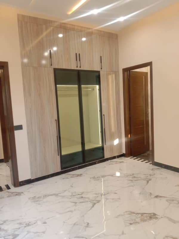 10 Marla House Available for Sale in Royal Orchard in Multan 10