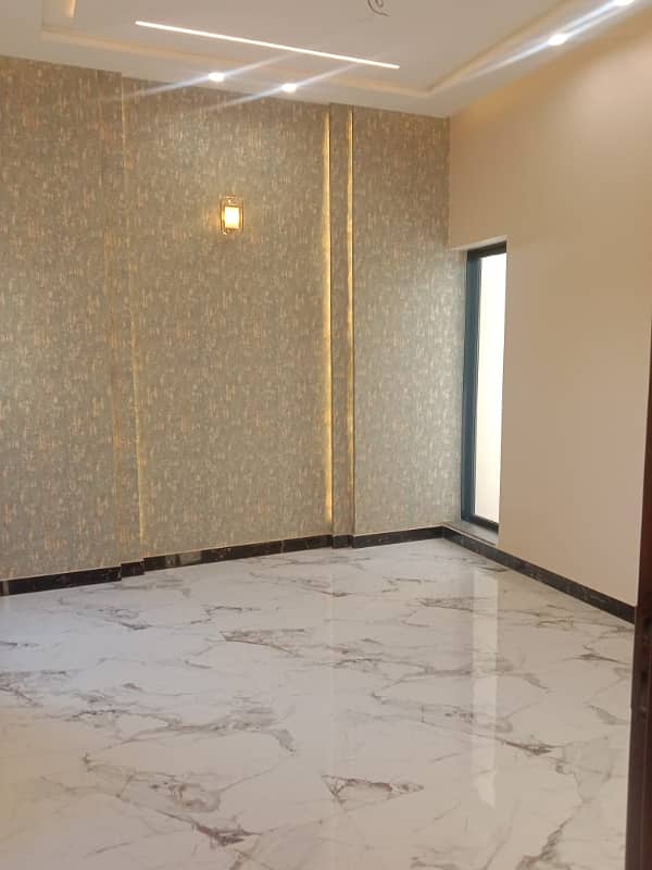 10 Marla House Available for Sale in Royal Orchard in Multan 15