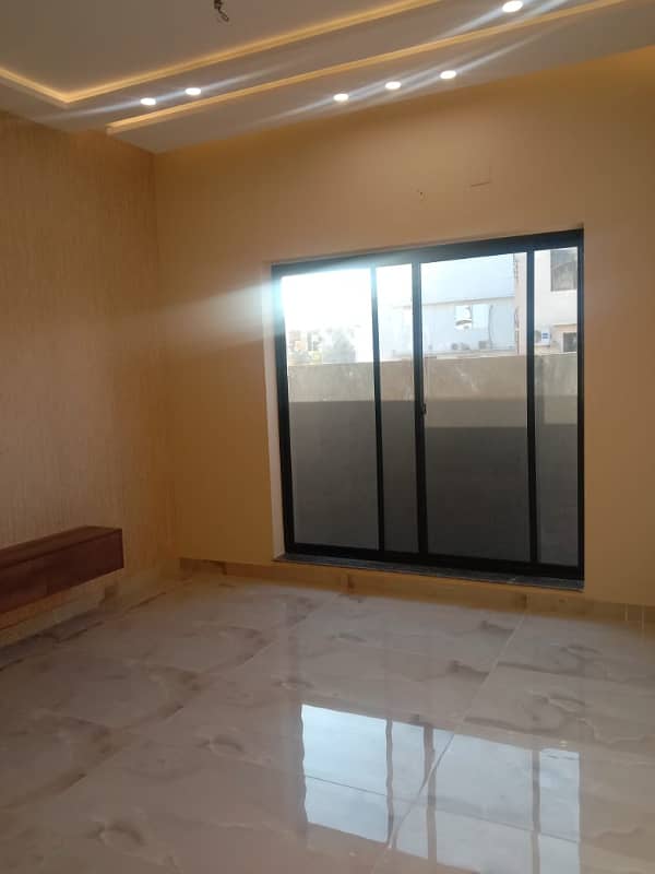 10 Marla House Available for Sale in Royal Orchard in Multan 29