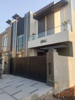 10 Marla House Available for Sale in Royal Orchard in Multan