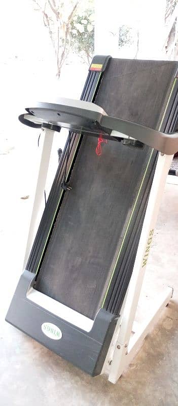 excellent condition (10/10) trademil machine (running machine) 0