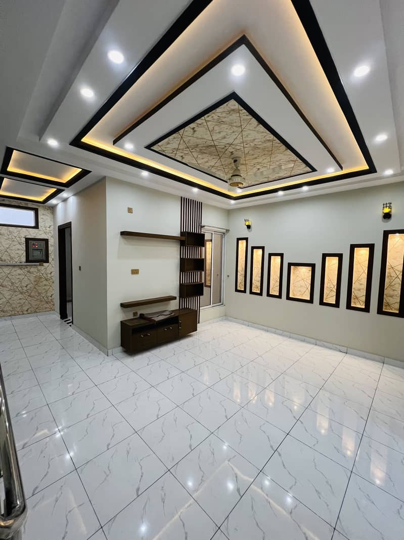 A Luxury New House For Sale In Warsak Road 15