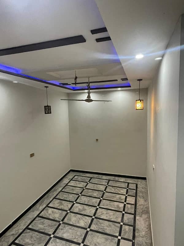 Prime Location House Of 3 Marla Is Available In Contemporary Neighborhood Of Warsak Road 8