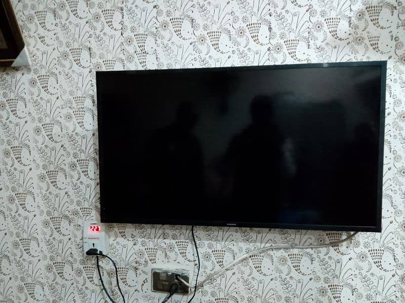 Samsung 40 inch full hd tv 4