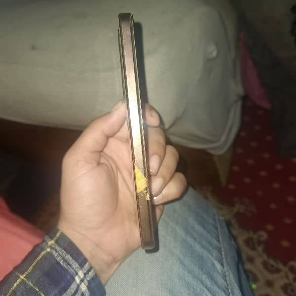 vivo y27s 8/128 urgent for sale 2