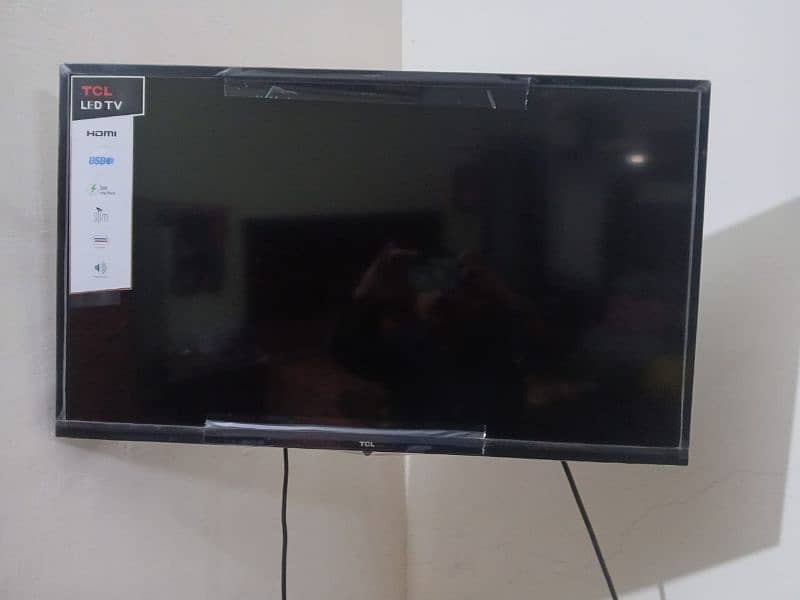 TCL LED good condition new 2