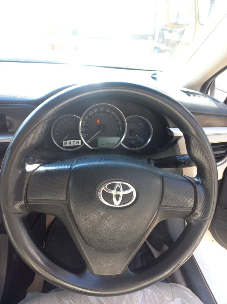 Toyota Corolla 2016 8