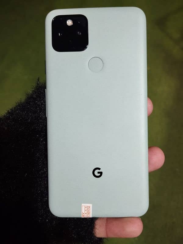 Google pixel 5 10/10 condition with box new condition 6 /128 4