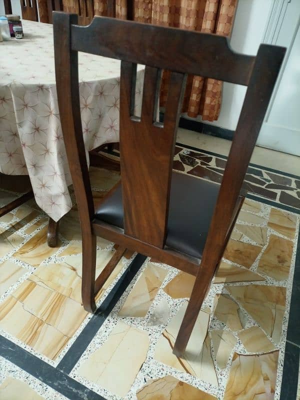 Dining Table with 6 Chairs 2