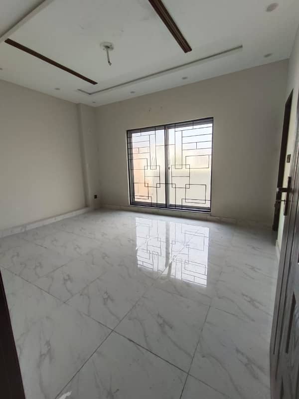 6 Marla Corner House for Sale Bahria Nasheman, Lahore 16