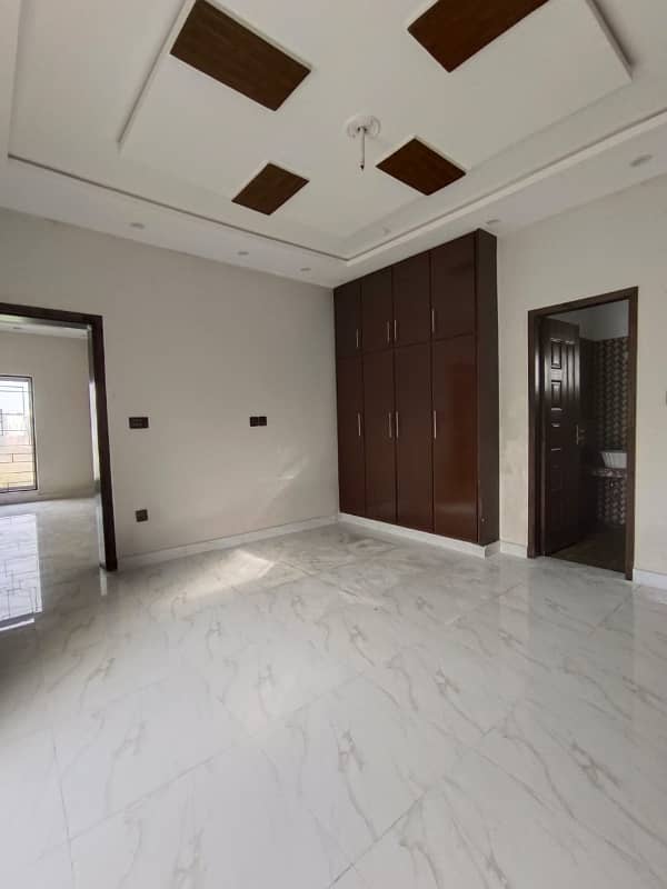 6 Marla Corner House for Sale Bahria Nasheman, Lahore 18