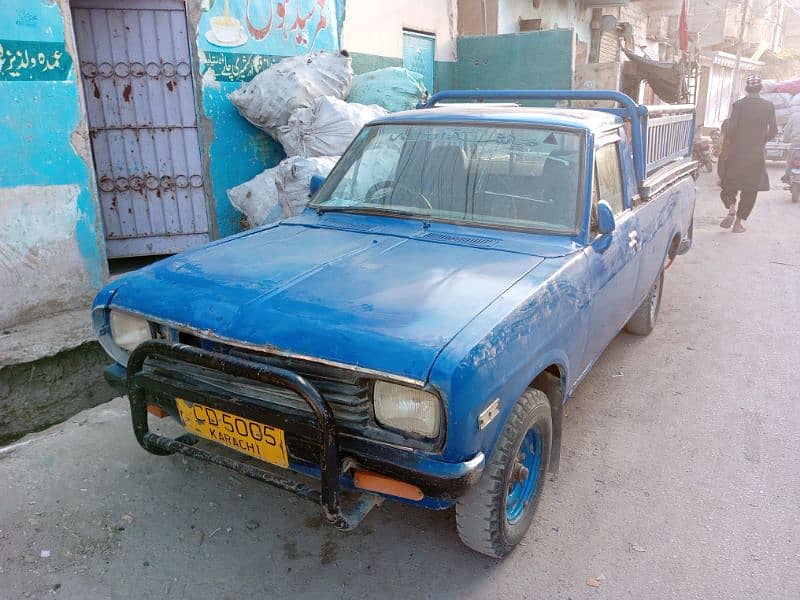 Nissan pickup 3