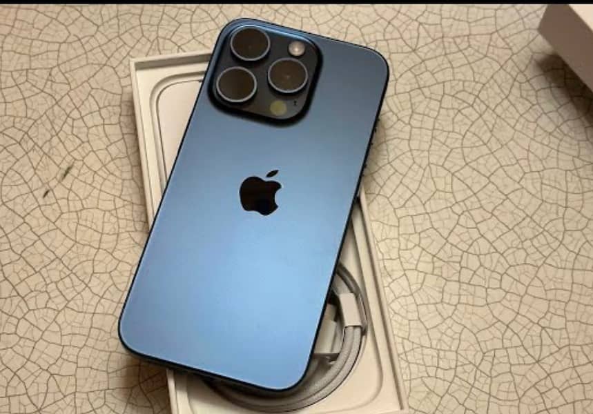 Apple iPhone 15 Pro 1