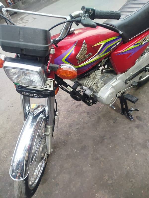 Honda 125 model 2017 2