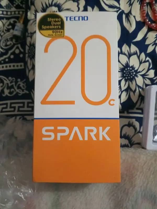 Tecno Spark 20C 4+4 ram 128gb 1