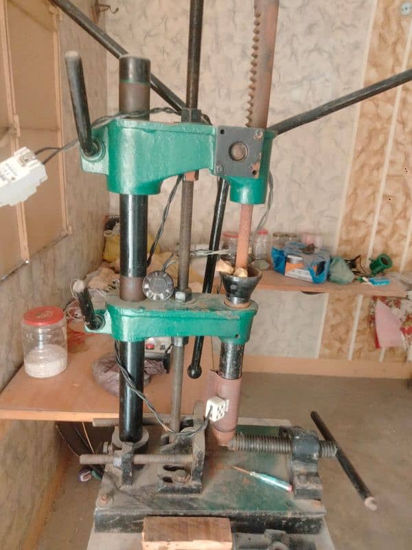 Hand molding machine 3 num with all setup 0