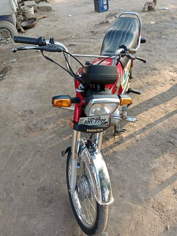 Honda CD70 22/23 all Punjab number 03096571032 0