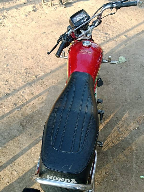 Honda CD70 22/23 all Punjab number 03096571032 5