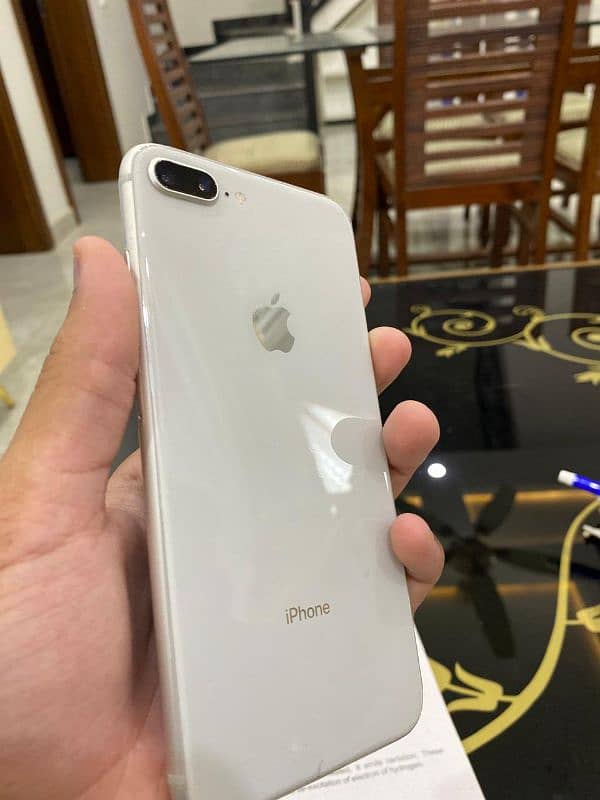 iphone 8plus white colour 64gb 2