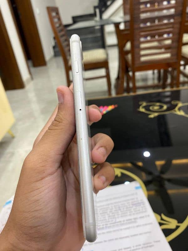 iphone 8plus white colour 64gb 5