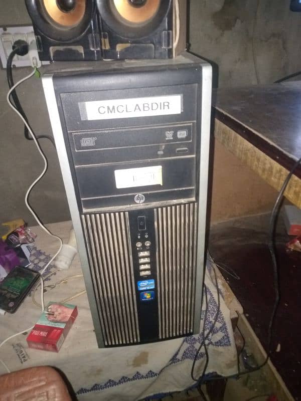 computer and counter for sale 0