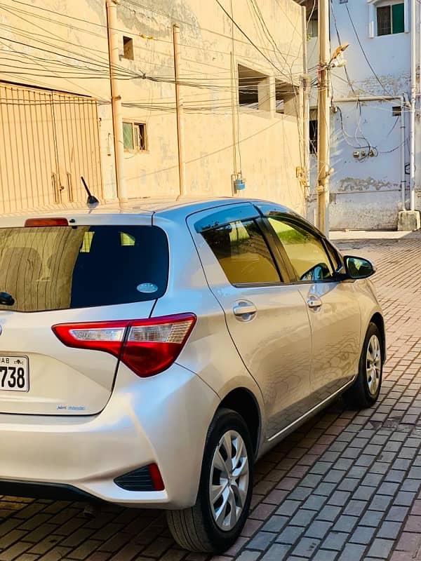 Toyota Vitz 2017/2019 4