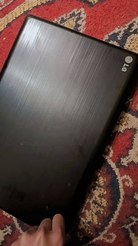 LG laptop 8 GP RAM 328 Rom 2