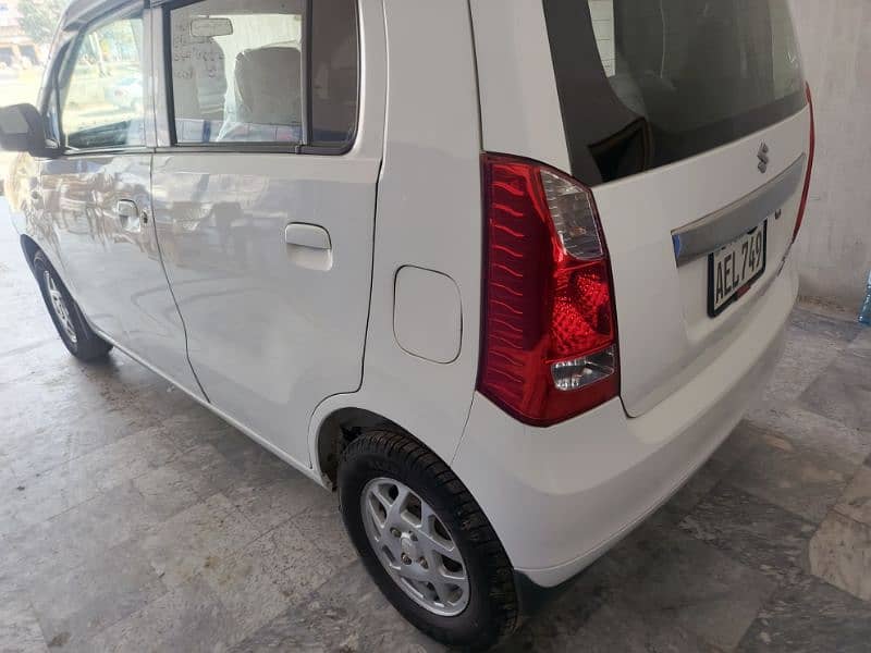 Suzuki Wagon R 2021 4