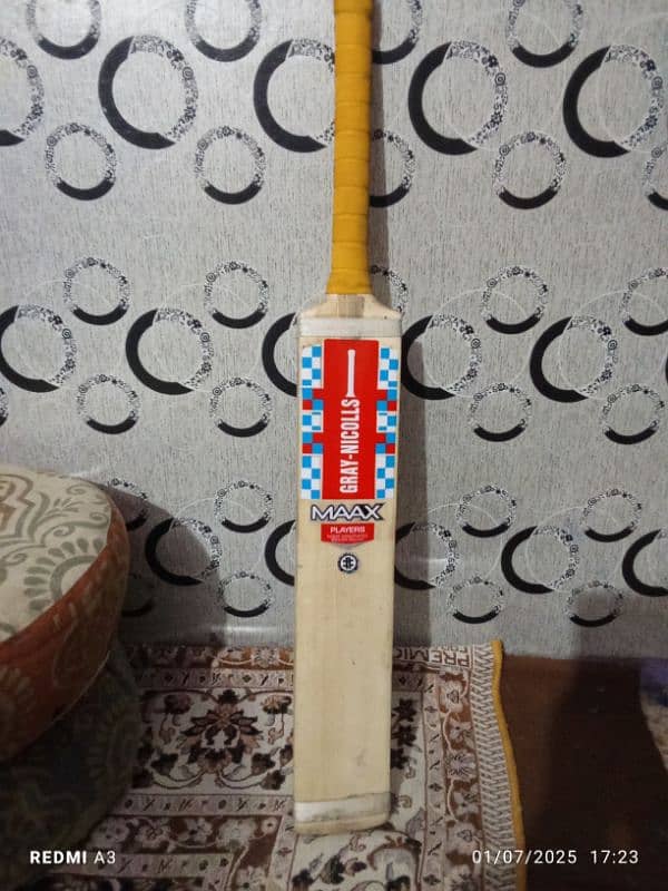 new bat 0