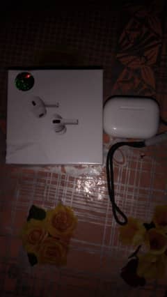 Air Pods White