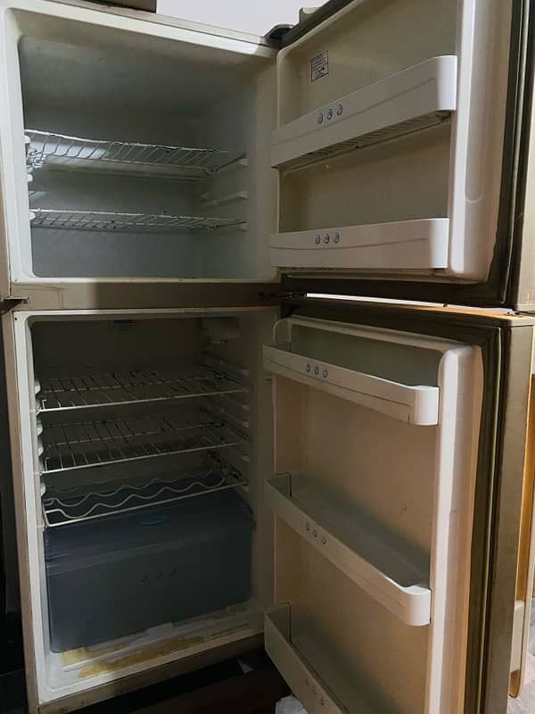 Haier fridge full size 2