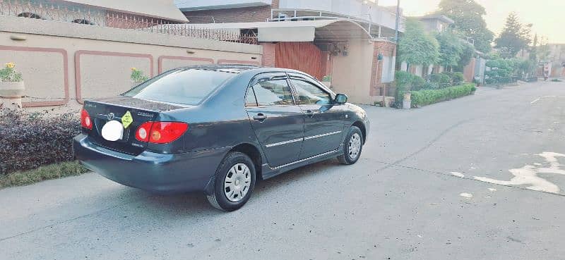 Toyota Corolla Se Saloon 1.6 1