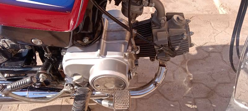 Honda CD 70cc 5