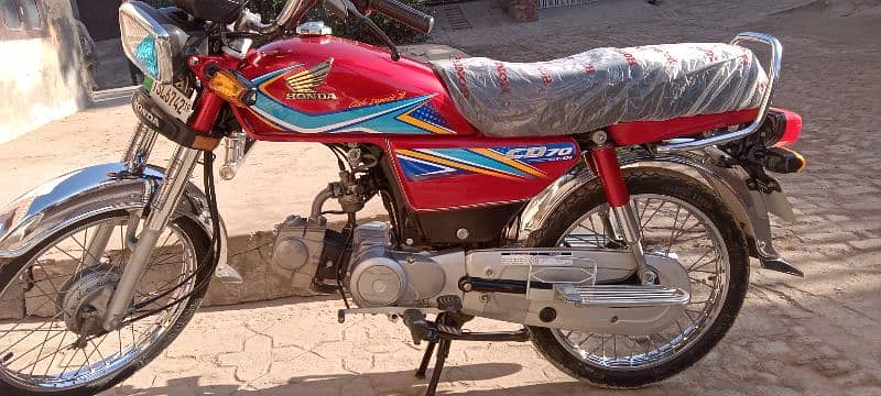 Honda CD 70cc 8