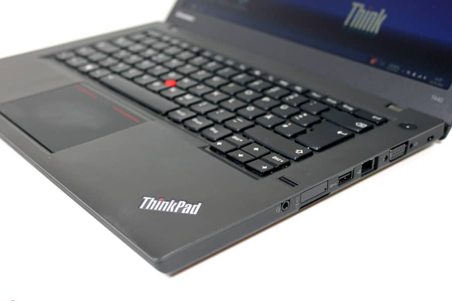 Lenovo Thinkpad T440p Core i5 4th Gen  Ram 4 GB SSD  128 GB 8