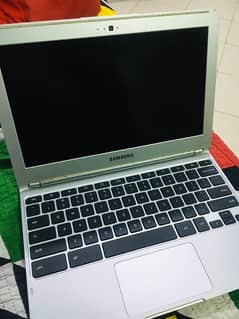 Sumsung chrome book series 5