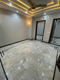 Ten Marla Non-Furnished Brand New Upper Portion Available For Rent In Bahria Town, Lahore.