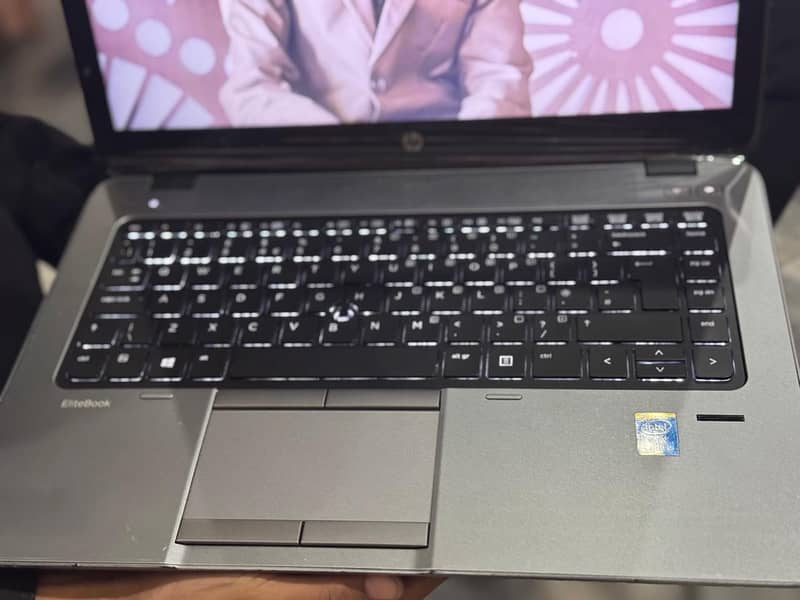 HP core i5 4th generation with bag 2