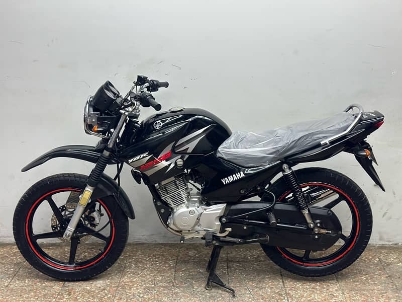 yamaha ybr125g 2016 ( japniess model ) 1