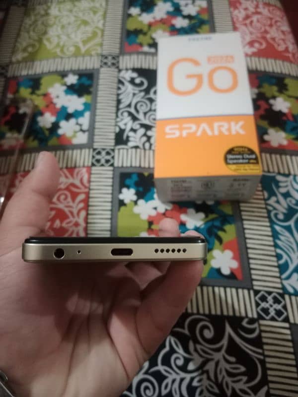 Techno spark go 4