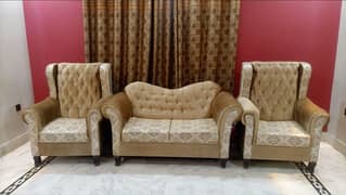 7 Seater sofa Set Available for Sale